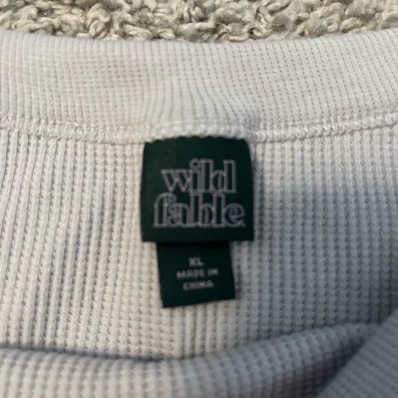 🎁 Wild Fable Crop Tank Top - Picture 2 of 4